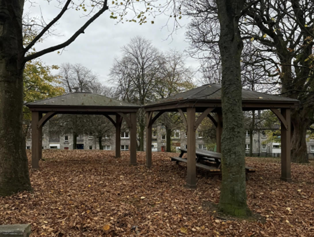 Lord hays Gazebos